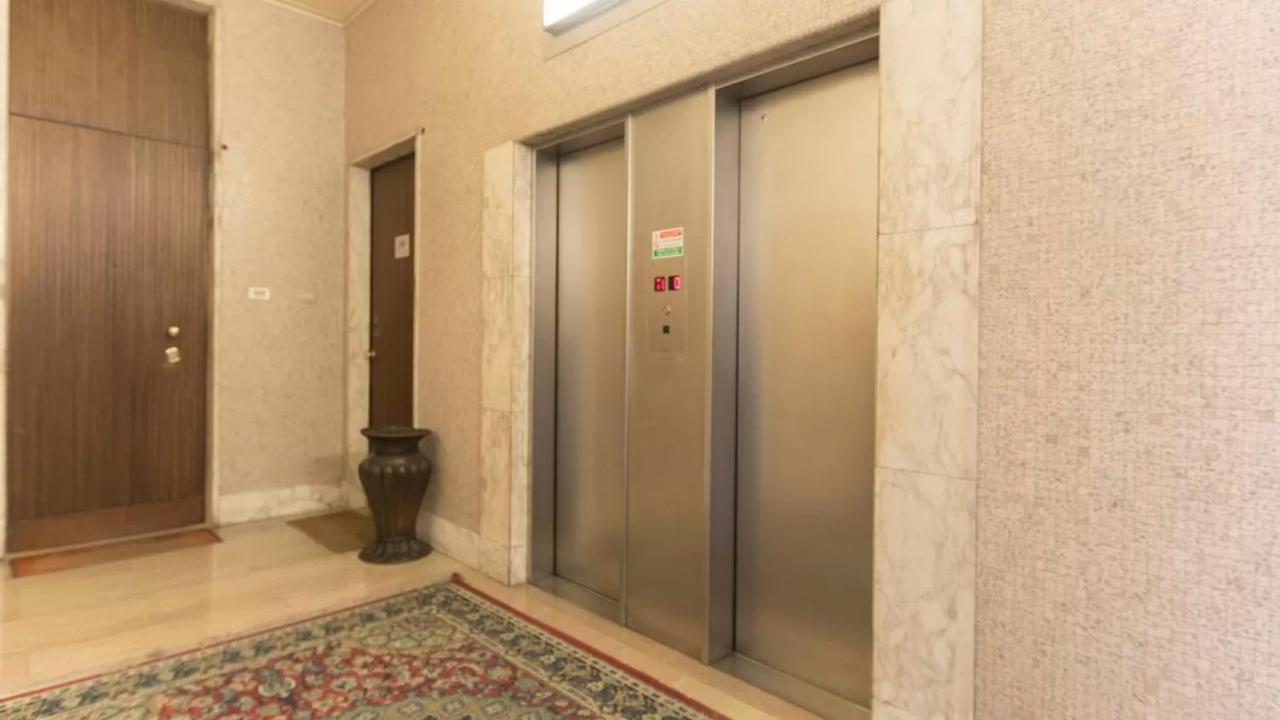 Italianway - Galleria Dell'unione Appartamento Milano Esterno foto